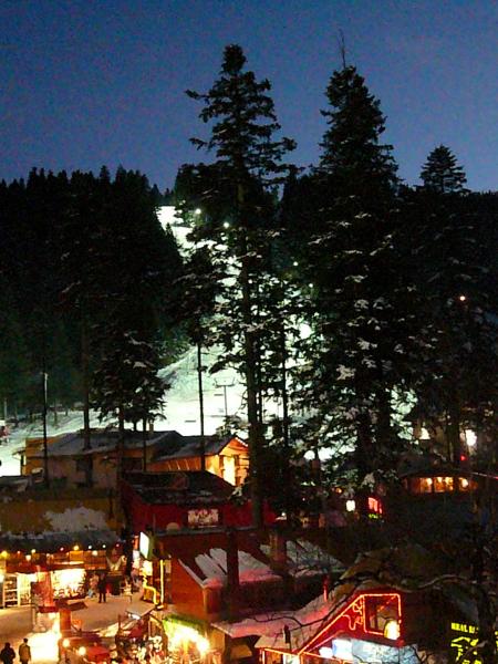 Piste &eacute;clair&eacute;e de Borovets